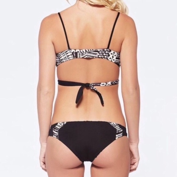 L*Space 2-Piece Bikini set - Picture 3 of 11